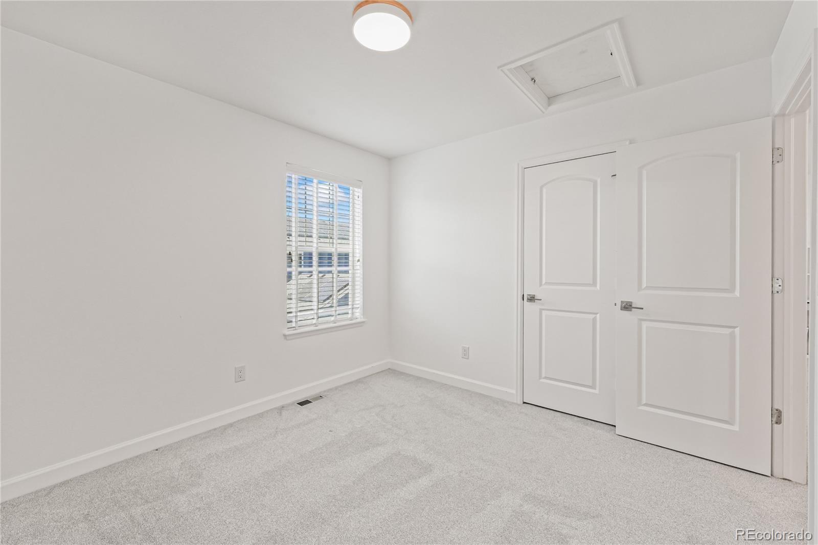 MLS Image #33 for 9457 e 52nd avenue,denver, Colorado