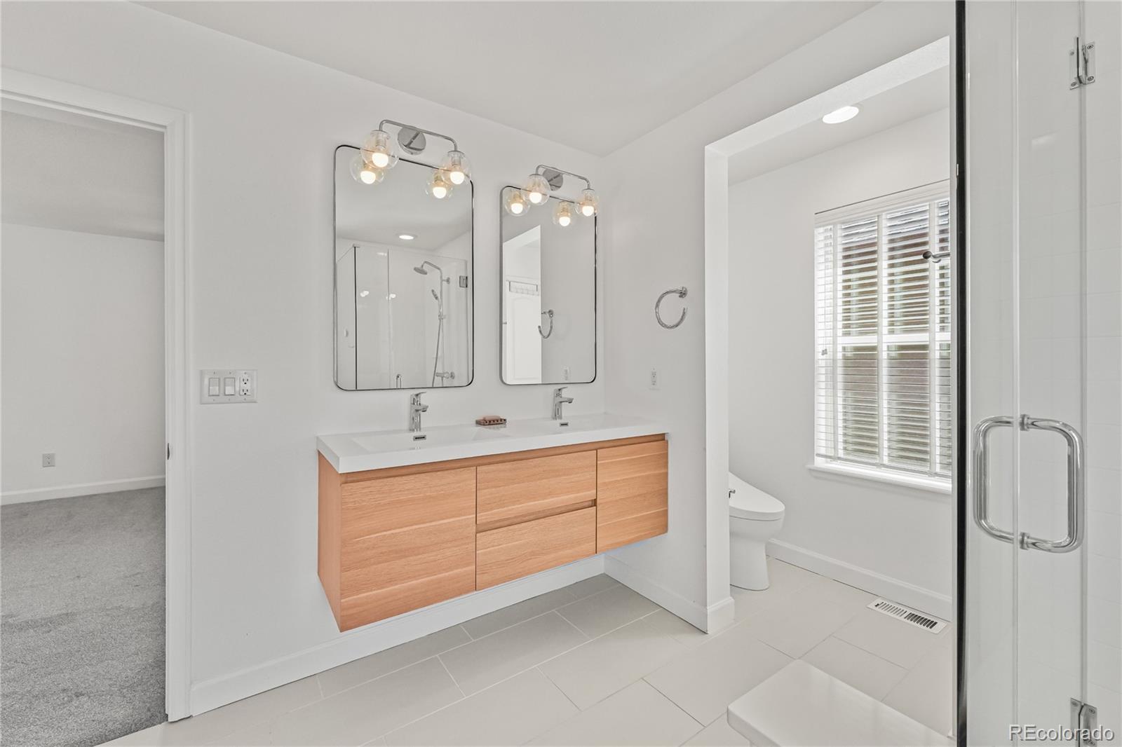 MLS Image #39 for 9457 e 52nd avenue,denver, Colorado