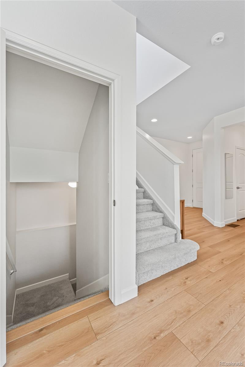 MLS Image #41 for 9457 e 52nd avenue,denver, Colorado