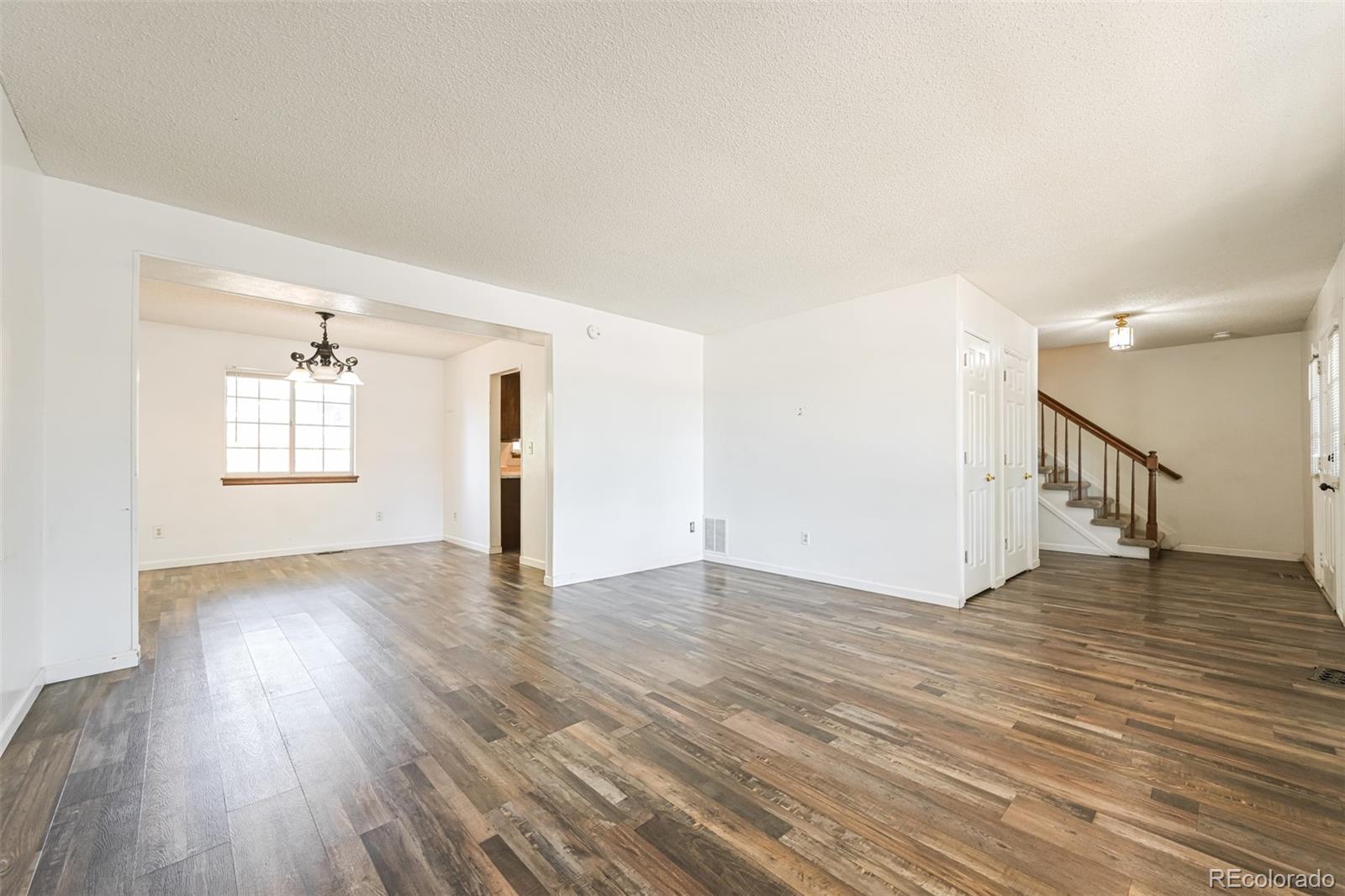 MLS Image #3 for 1140 s kittredge street,aurora, Colorado