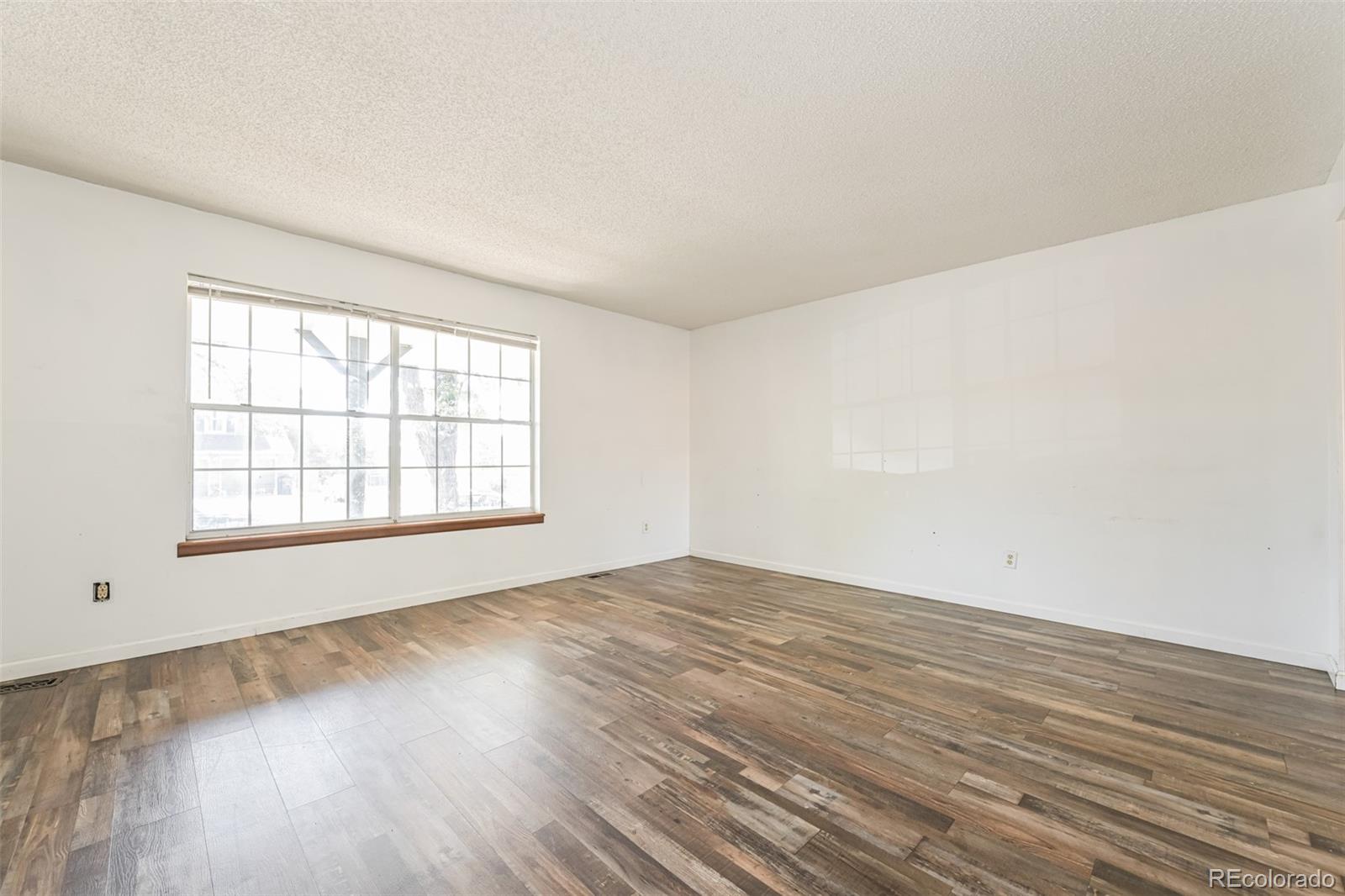 MLS Image #4 for 1140 s kittredge street,aurora, Colorado