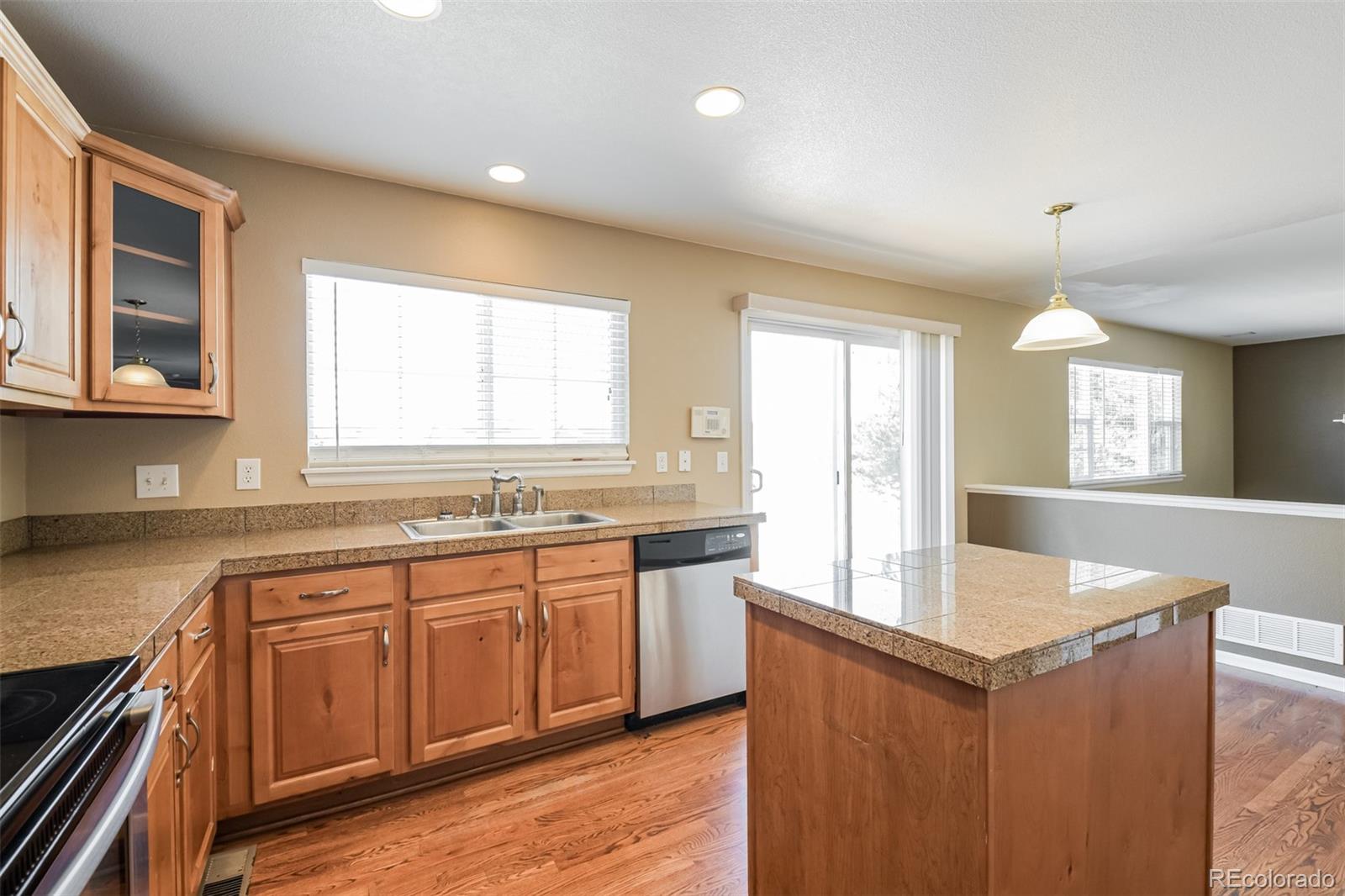 MLS Image #4 for 1148 s duquesne circle,aurora, Colorado