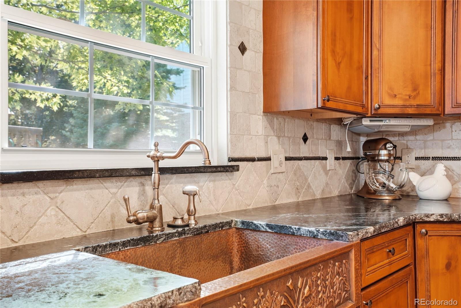 MLS Image #11 for 3338  meadow creek place,littleton, Colorado