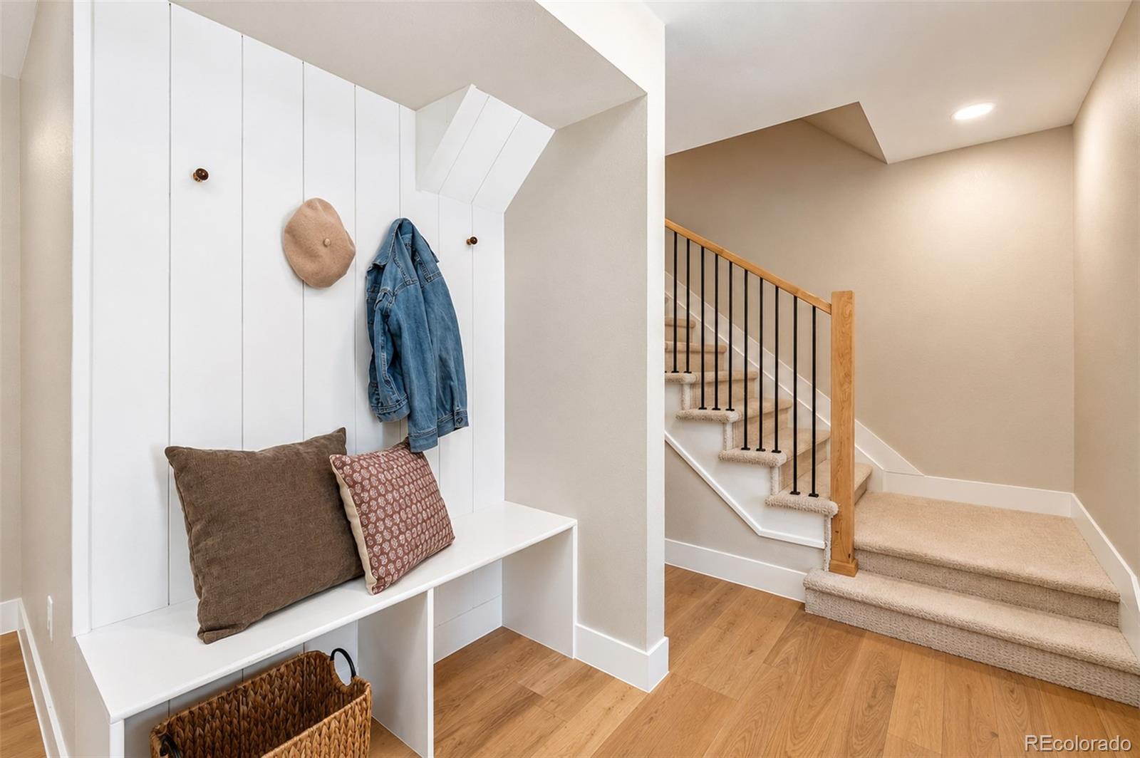 MLS Image #3 for 6586 s cherry way,centennial, Colorado