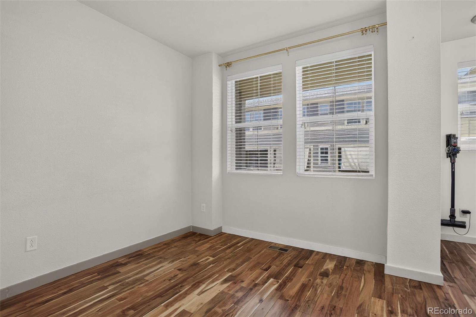 MLS Image #11 for 2861  iola street ,denver, Colorado