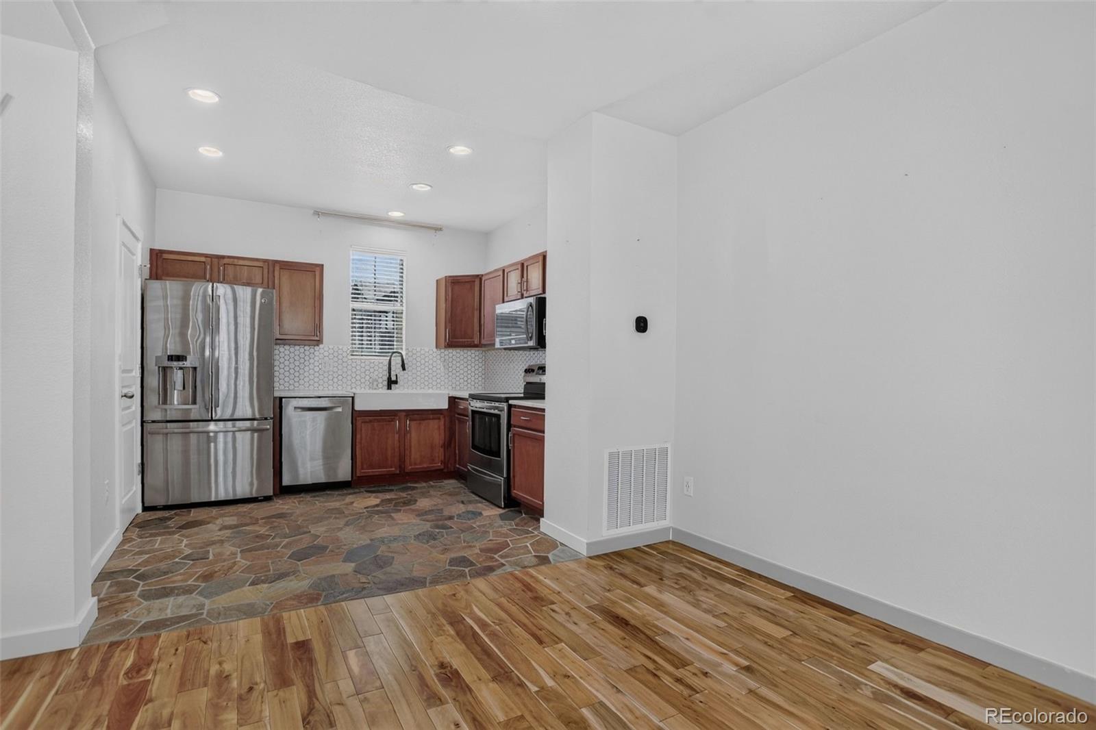 MLS Image #6 for 2861  iola street ,denver, Colorado