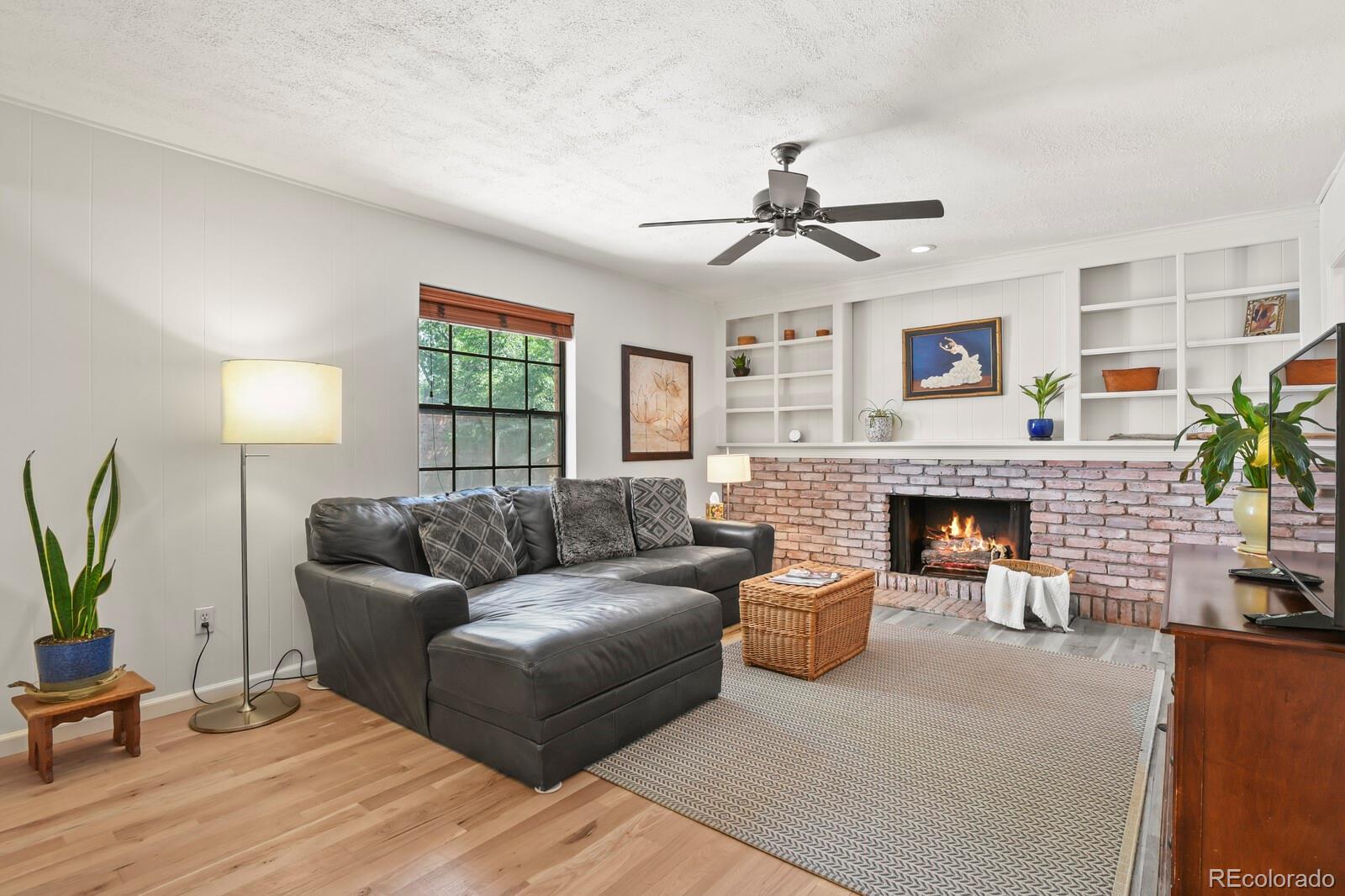 MLS Image #14 for 11581 e yale way,aurora, Colorado