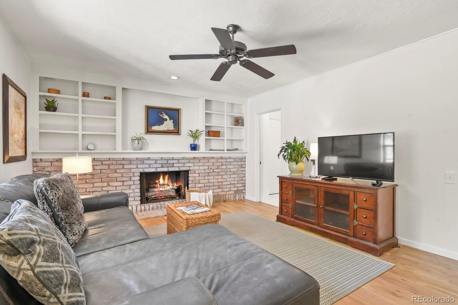 MLS Image #16 for 11581 e yale way,aurora, Colorado