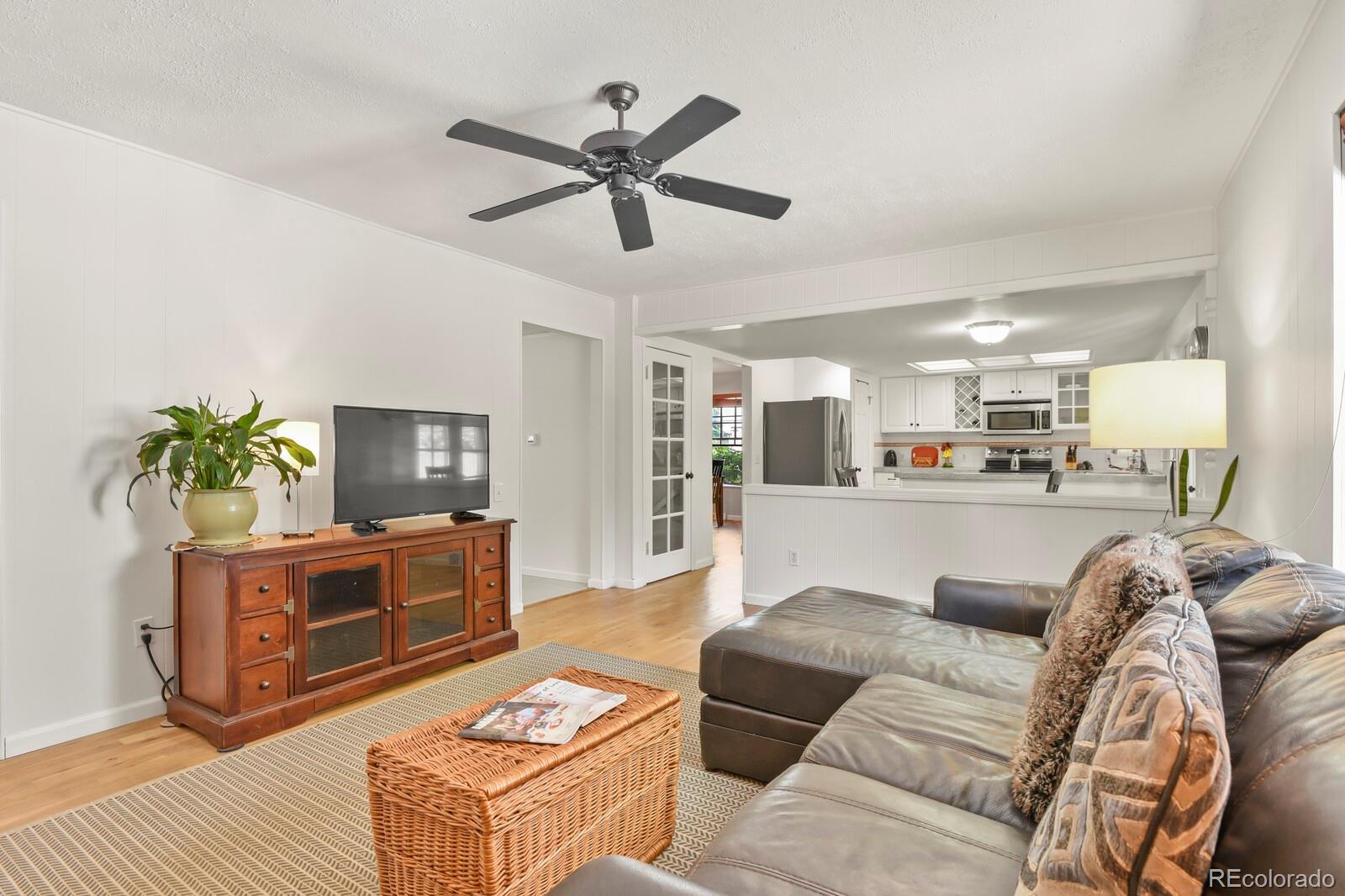 MLS Image #17 for 11581 e yale way,aurora, Colorado