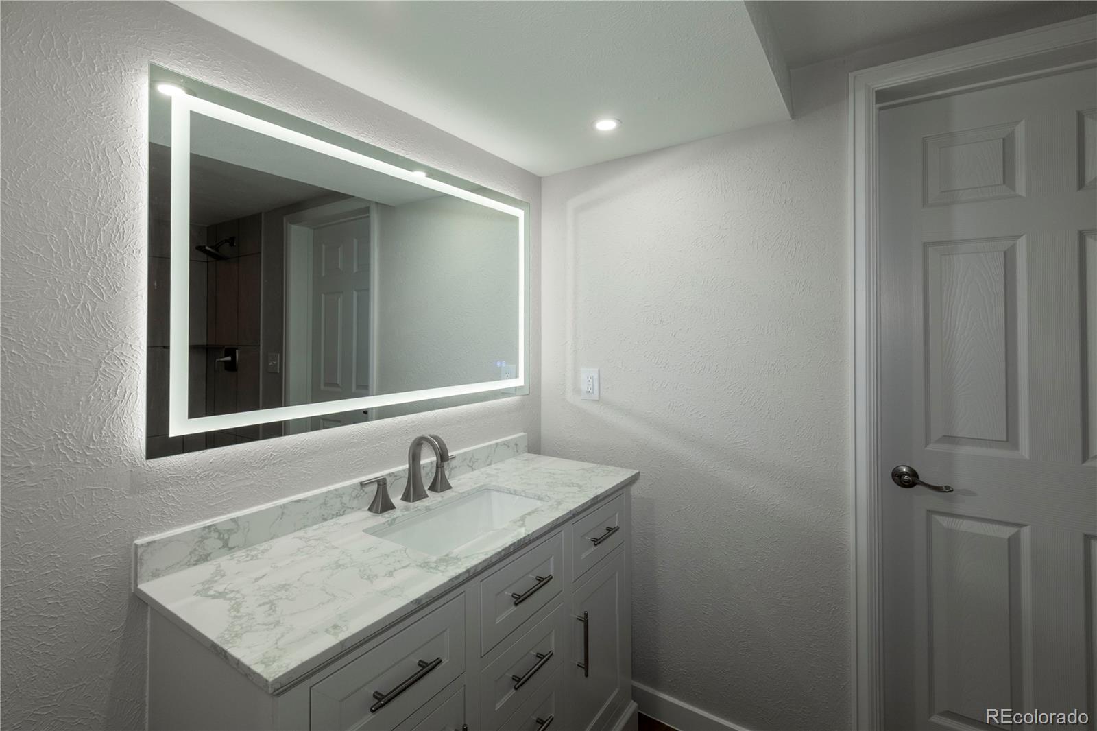 MLS Image #17 for 7230 w yale avenue,denver, Colorado