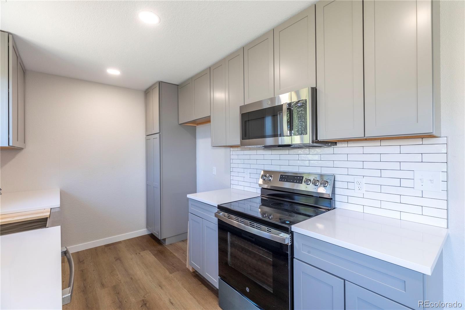 MLS Image #7 for 7230 w yale avenue,denver, Colorado