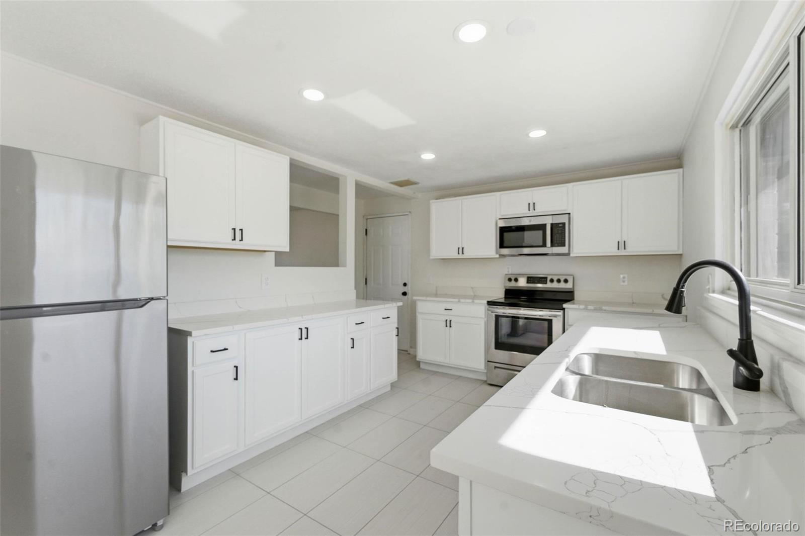 MLS Image #6 for 3137  ursula street,aurora, Colorado