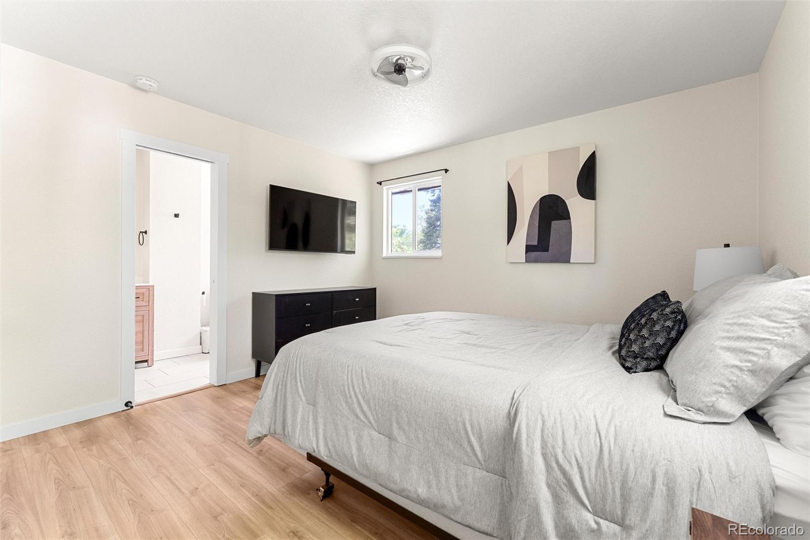MLS Image #13 for 7683 s vine street,centennial, Colorado