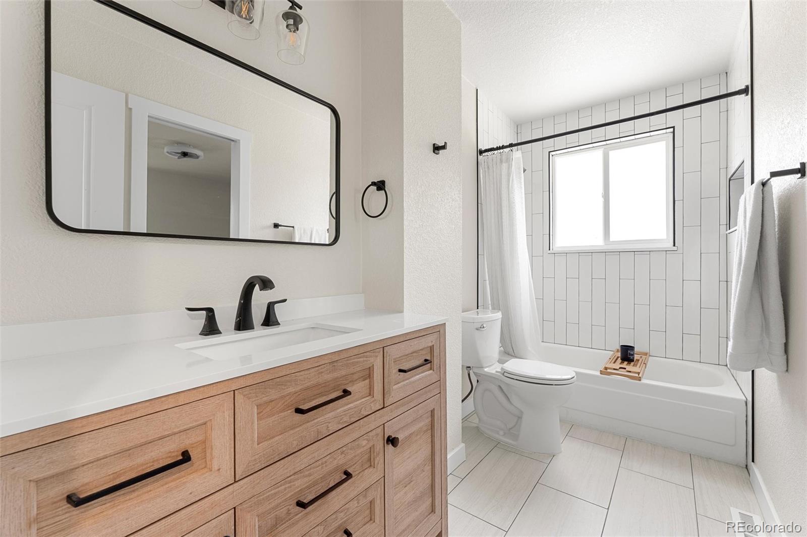 MLS Image #14 for 7683 s vine street,centennial, Colorado