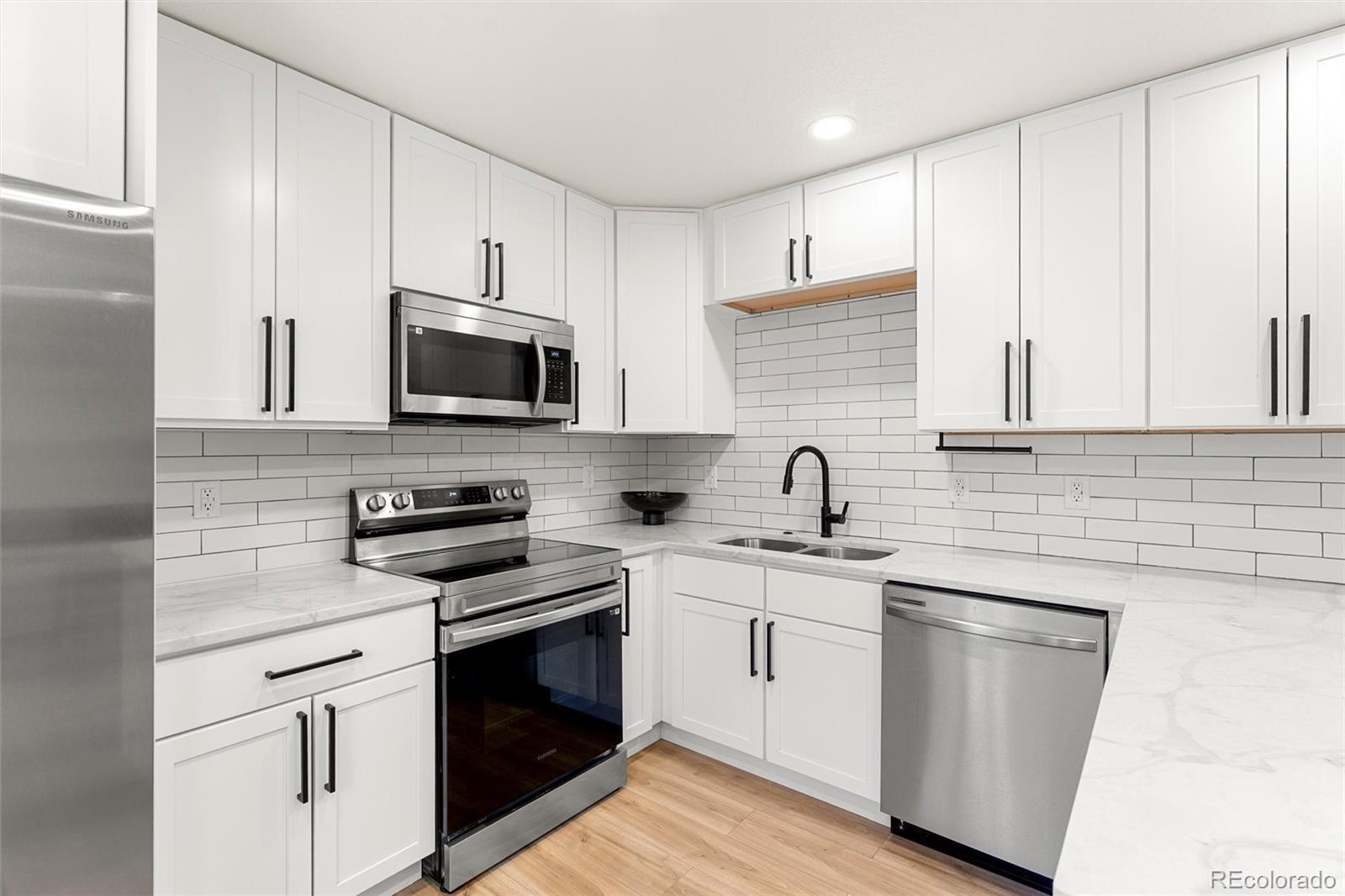 MLS Image #8 for 7683 s vine street,centennial, Colorado
