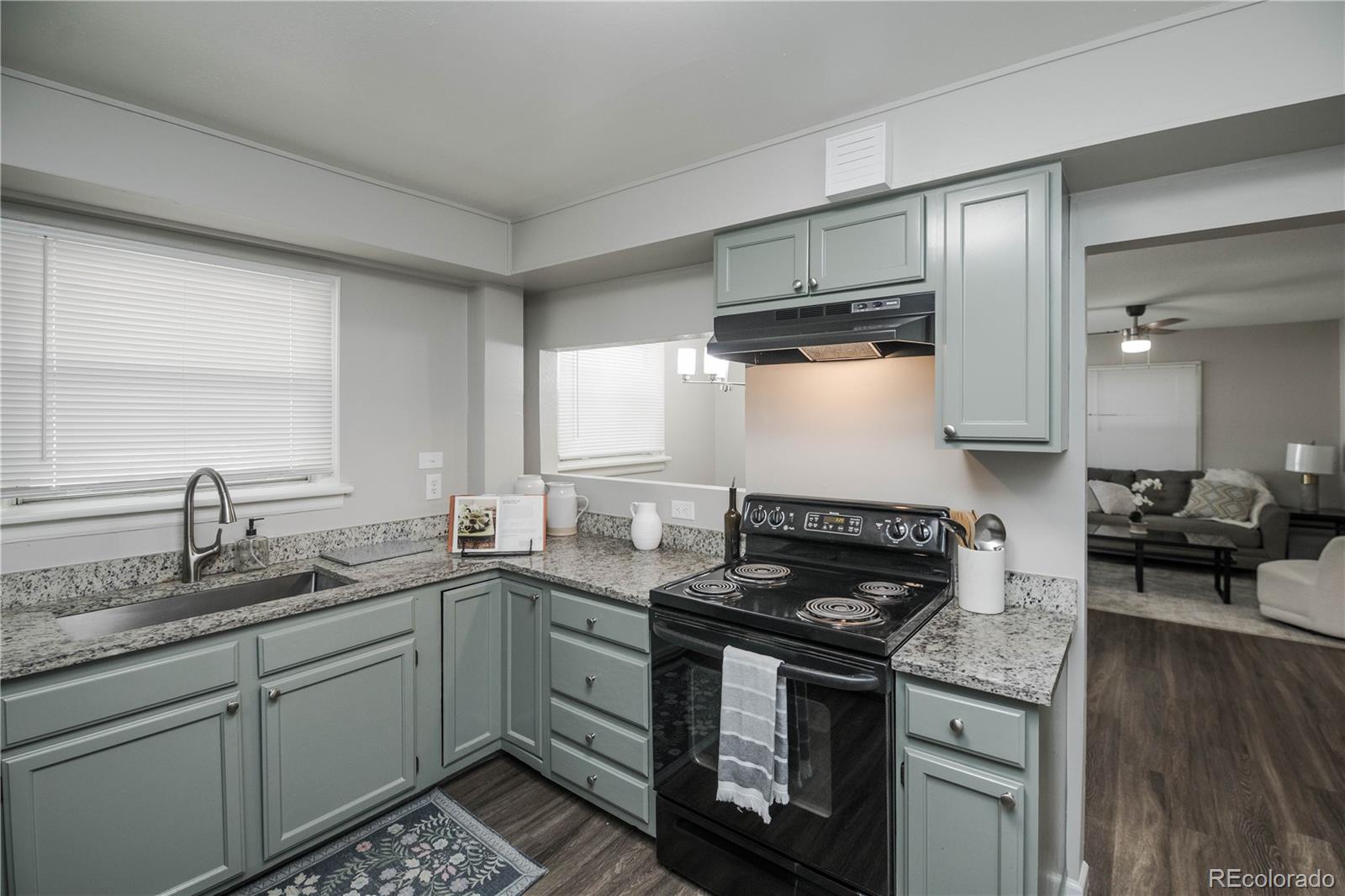 MLS Image #7 for 1965  joliet street,aurora, Colorado