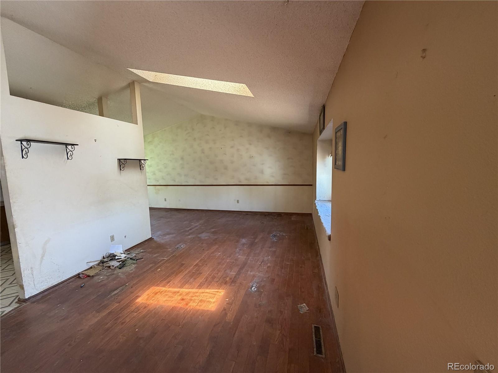 MLS Image #3 for 1674  saulsbury court,loveland, Colorado