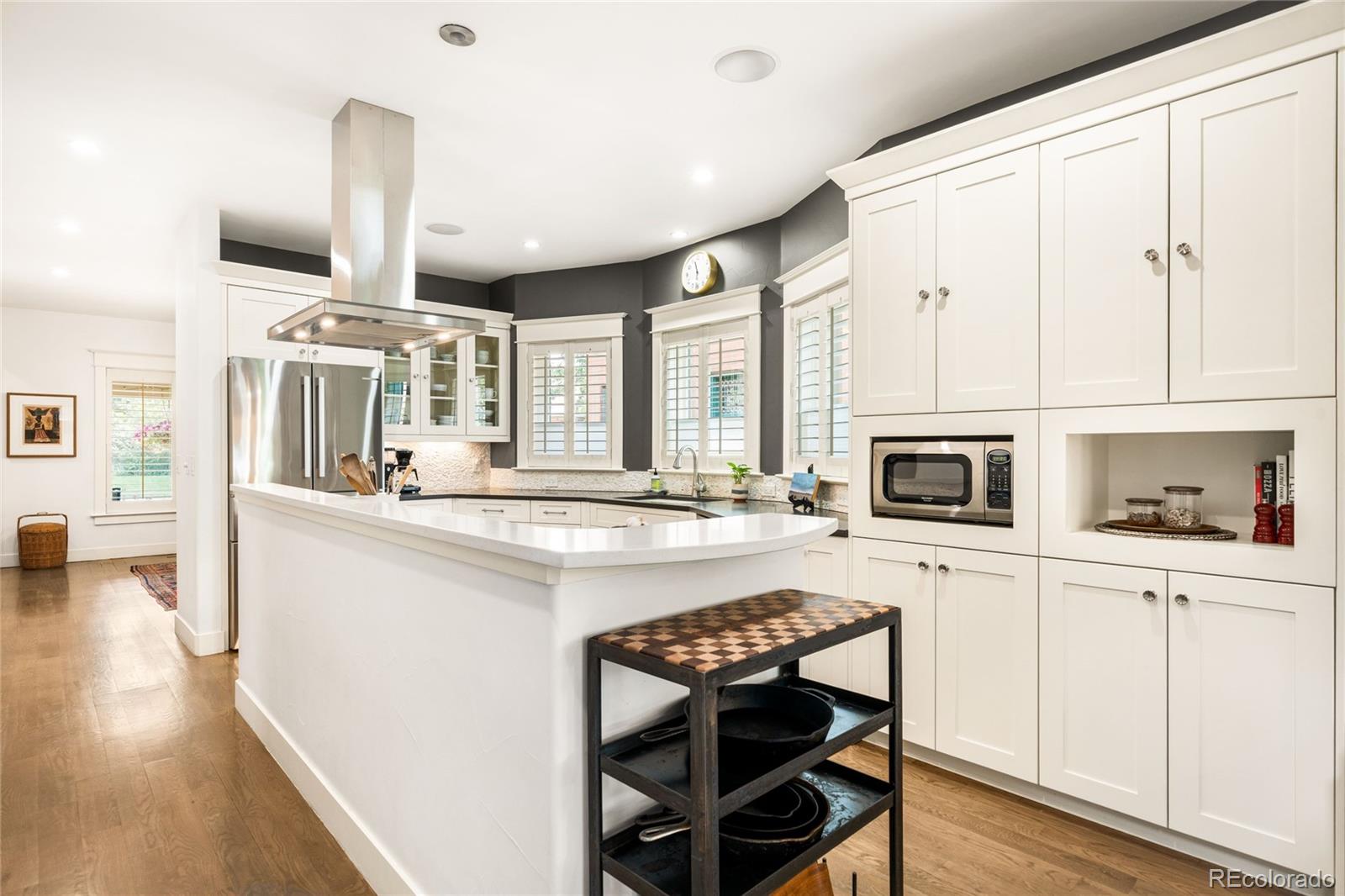 MLS Image #10 for 925 s emerson street,denver, Colorado