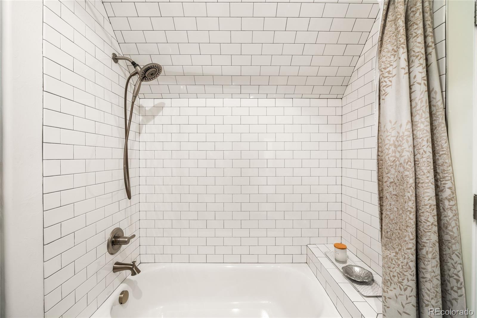 MLS Image #32 for 925 s emerson street,denver, Colorado