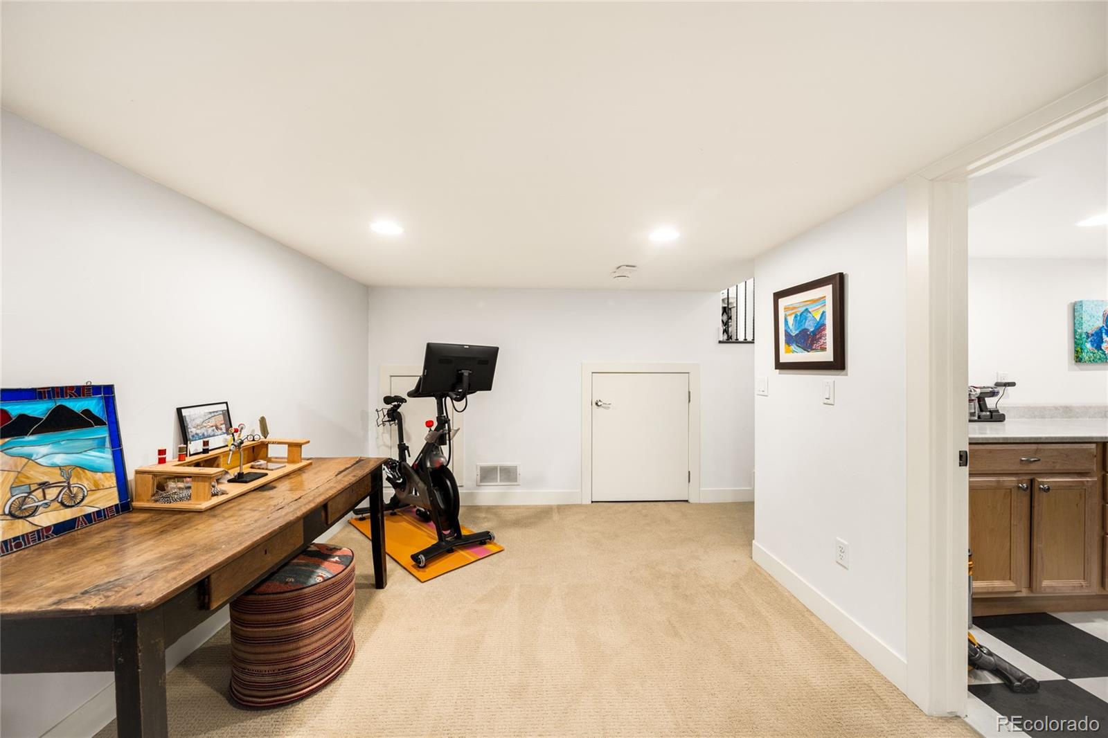 MLS Image #38 for 925 s emerson street,denver, Colorado