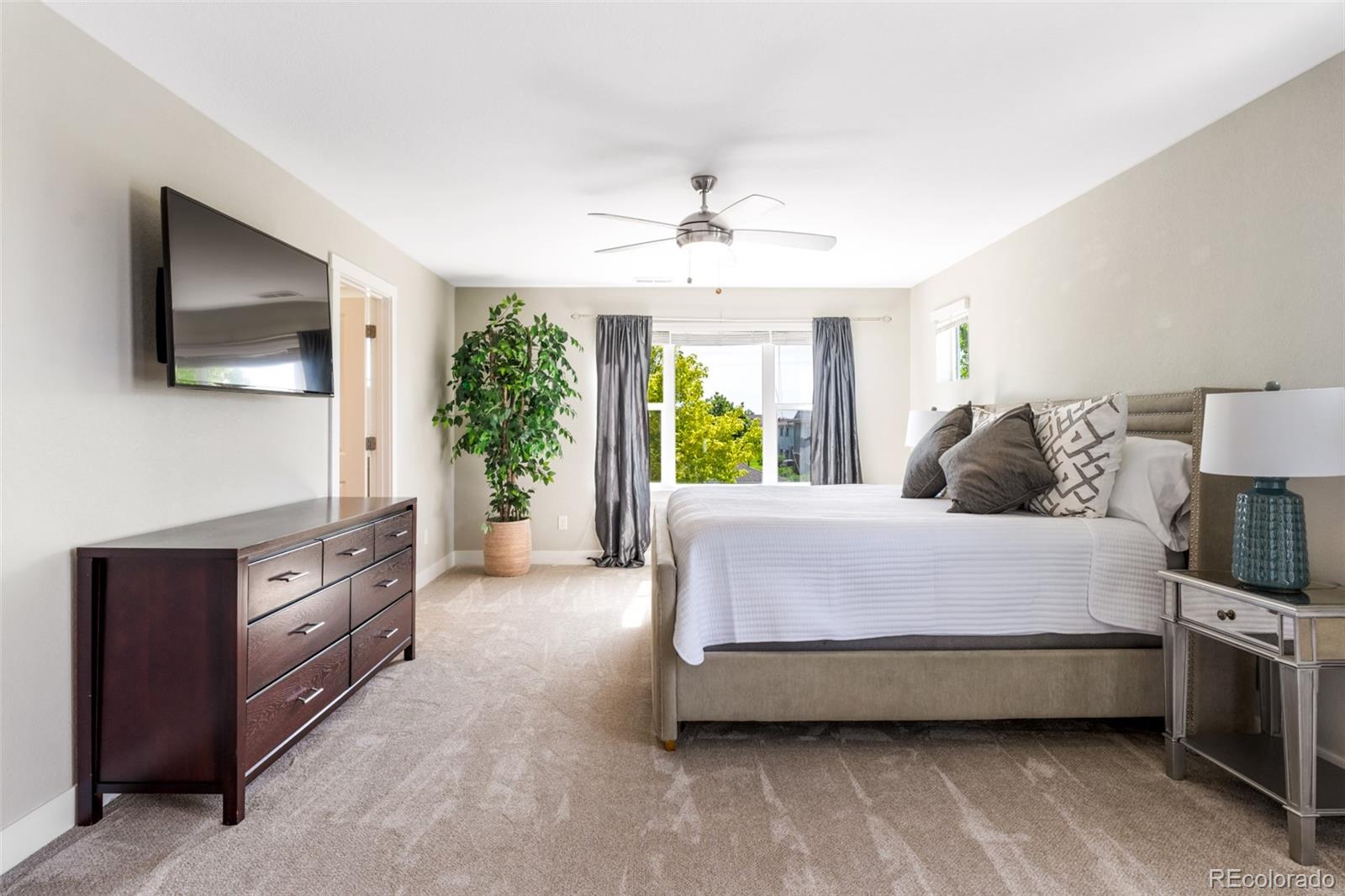 MLS Image #16 for 813  grandview mdws drive,longmont, Colorado