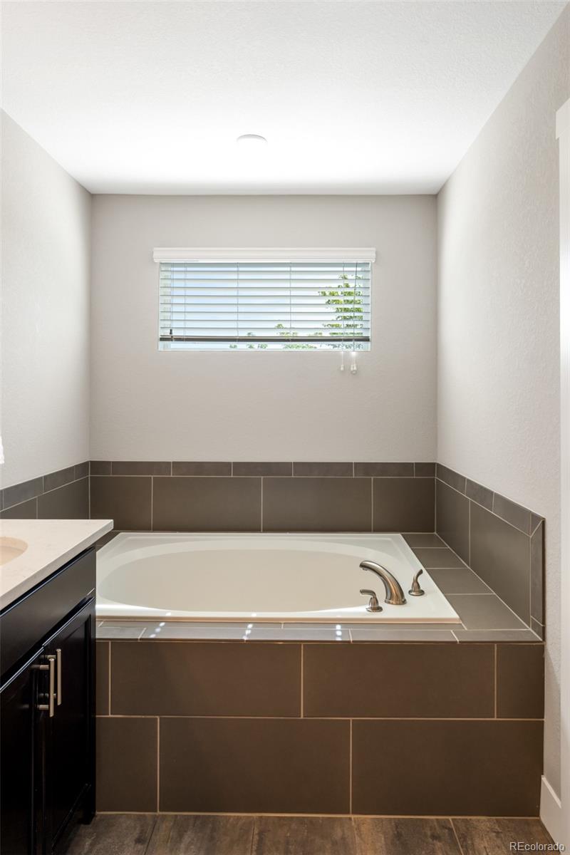 MLS Image #21 for 813  grandview mdws drive,longmont, Colorado
