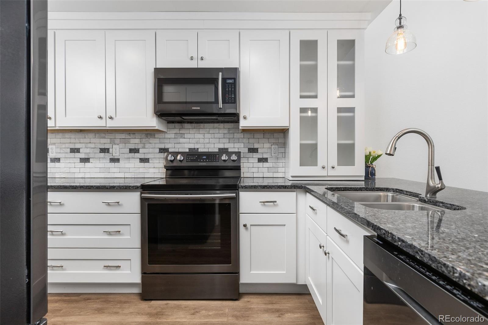 MLS Image #2 for 7161 s vine circle,centennial, Colorado