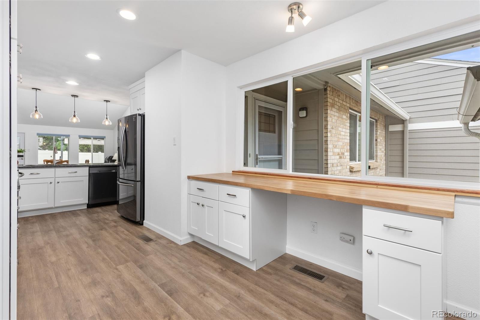 MLS Image #3 for 7161 s vine circle,centennial, Colorado
