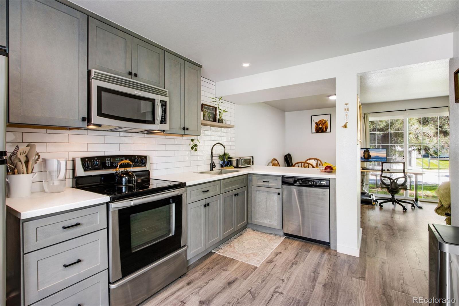 MLS Image #3 for 2154  sunridge circle ,broomfield, Colorado