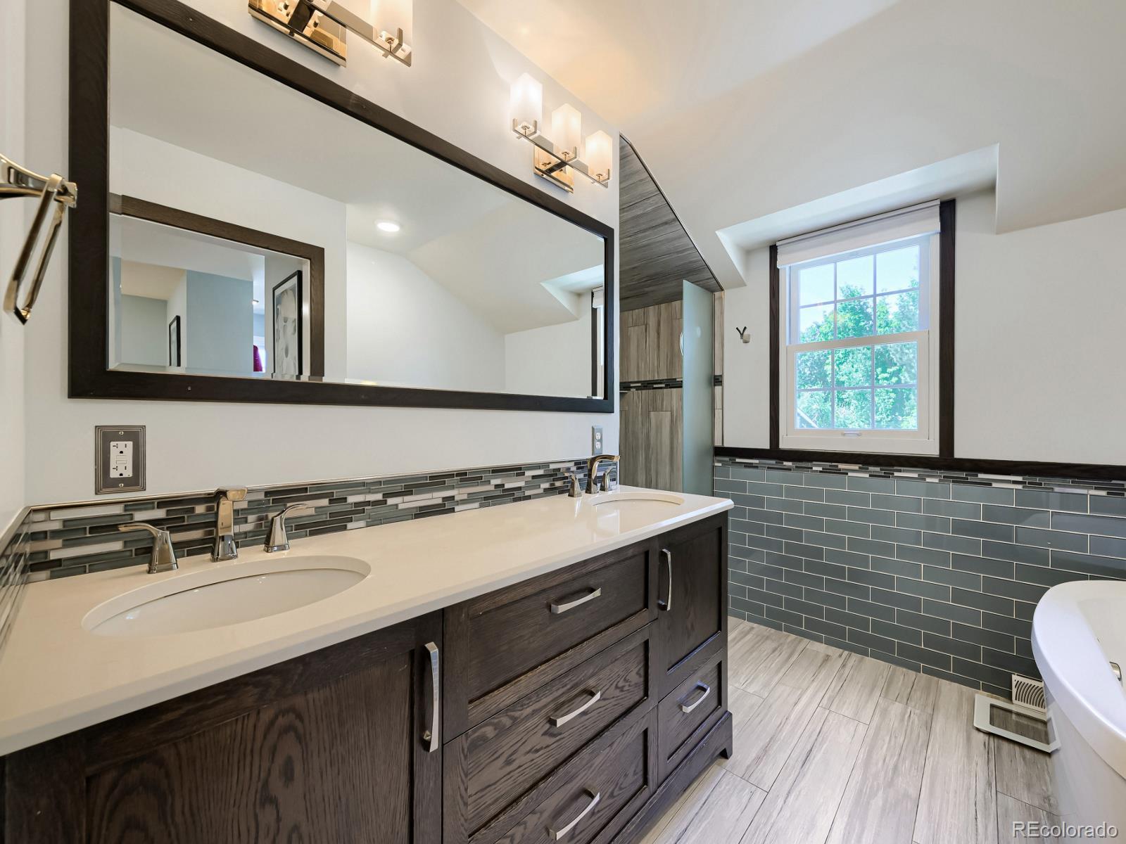 MLS Image #18 for 6767 e dartmouth avenue,denver, Colorado