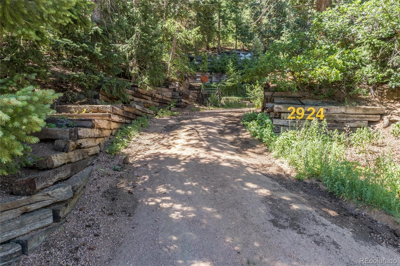 MLS Image #2 for 2924  valley park drive,larkspur, Colorado
