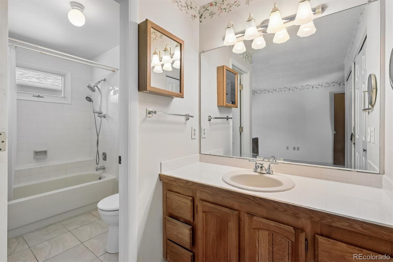 MLS Image #12 for 3007 e long circle s  ,littleton, Colorado