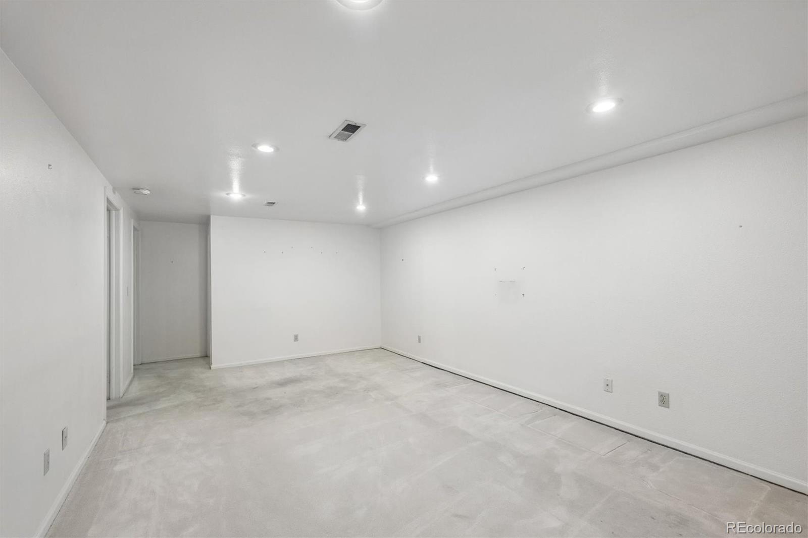 MLS Image #15 for 3007 e long circle s  ,littleton, Colorado