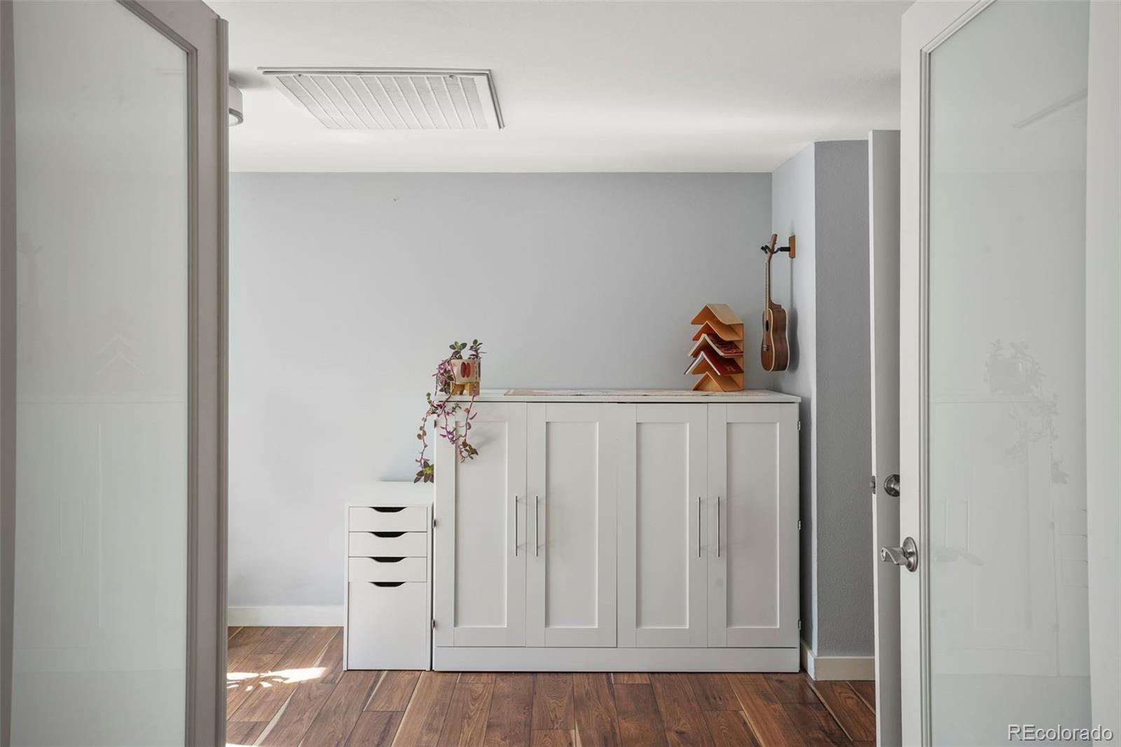 MLS Image #17 for 700 n washington street 205,denver, Colorado