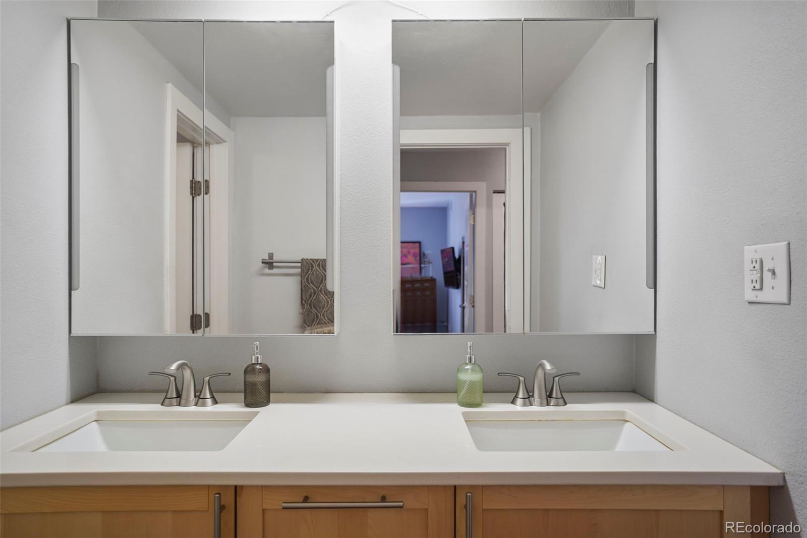 MLS Image #19 for 700 n washington street 205,denver, Colorado