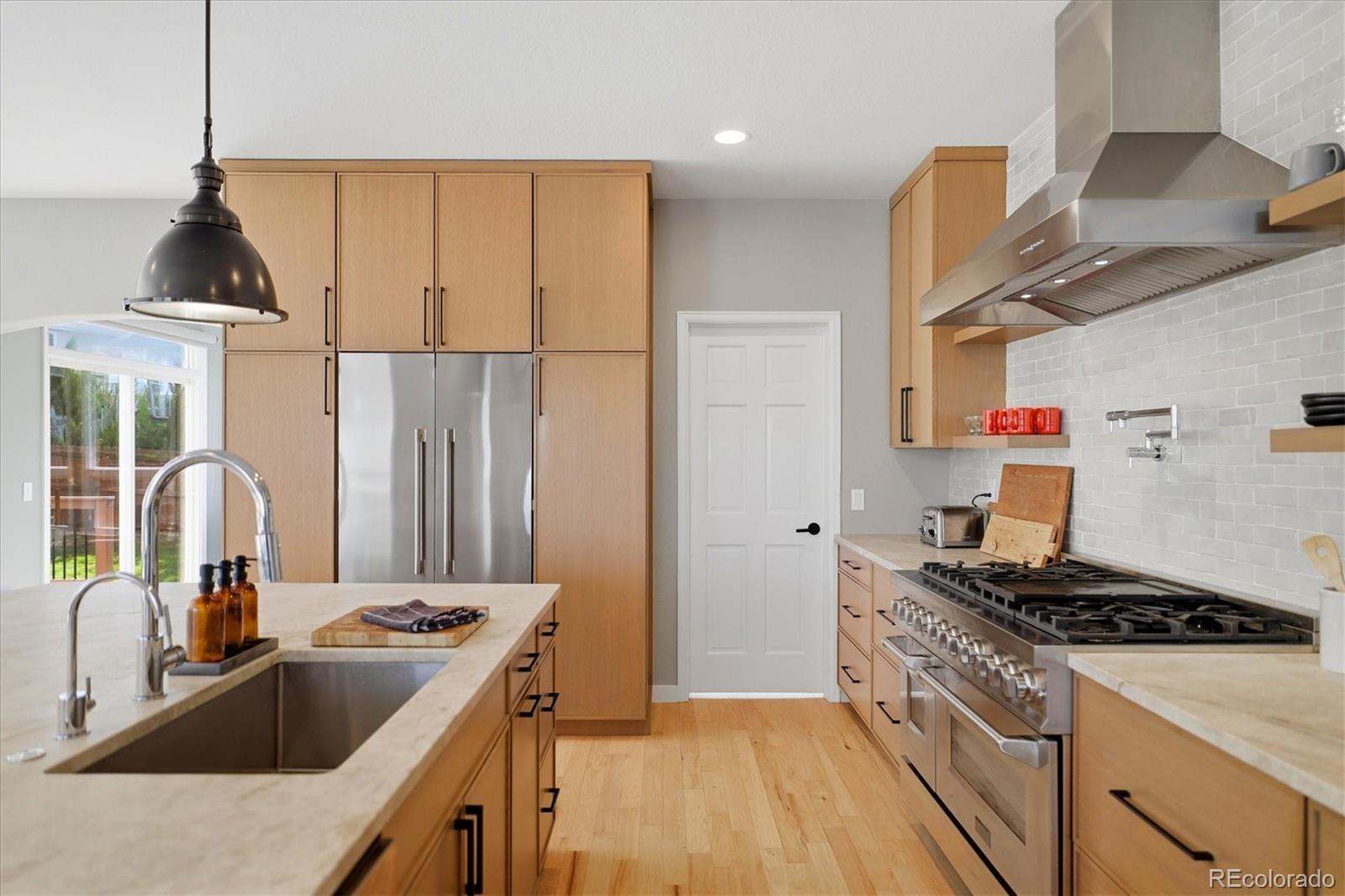 MLS Image #13 for 1591  valley view court,golden, Colorado