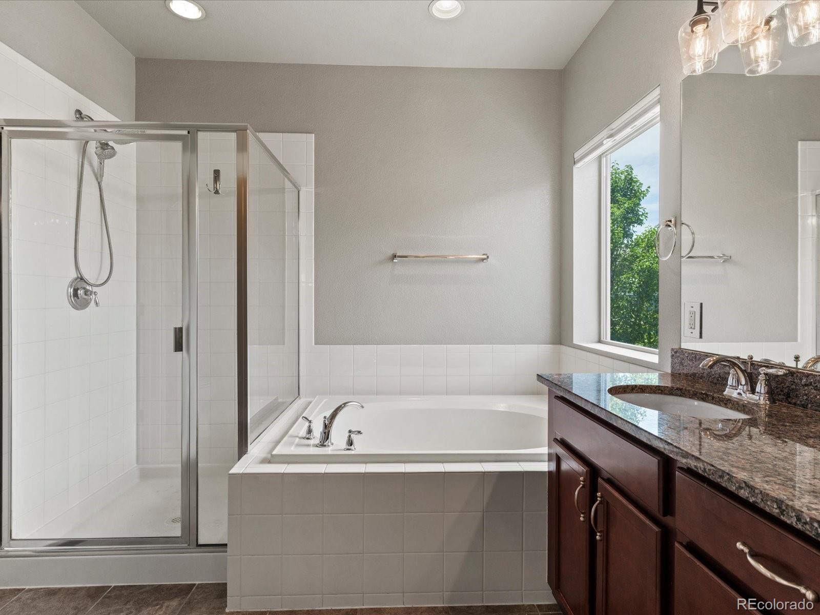 MLS Image #17 for 8698 e 54th place,denver, Colorado