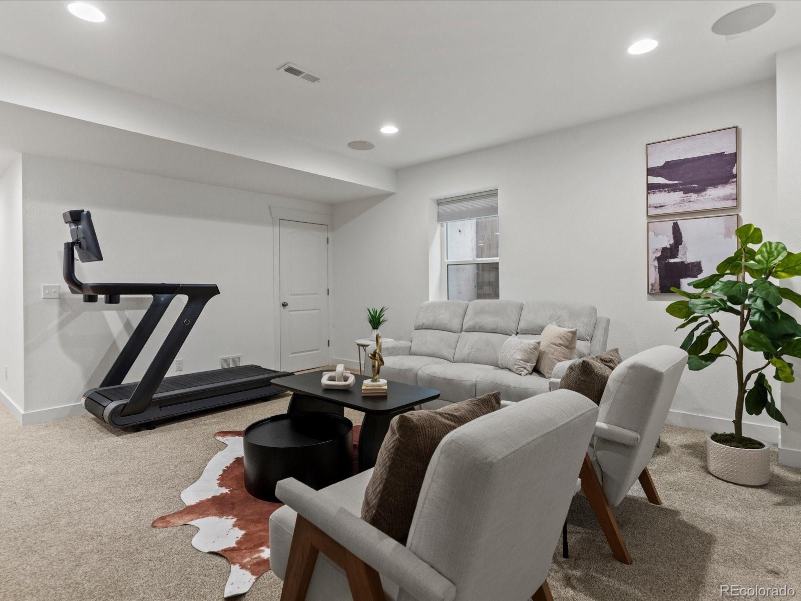 MLS Image #24 for 8698 e 54th place,denver, Colorado