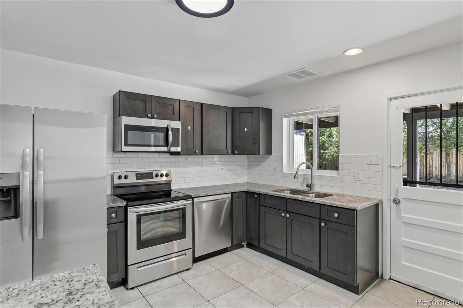 MLS Image #21 for 900  quentin street,aurora, Colorado