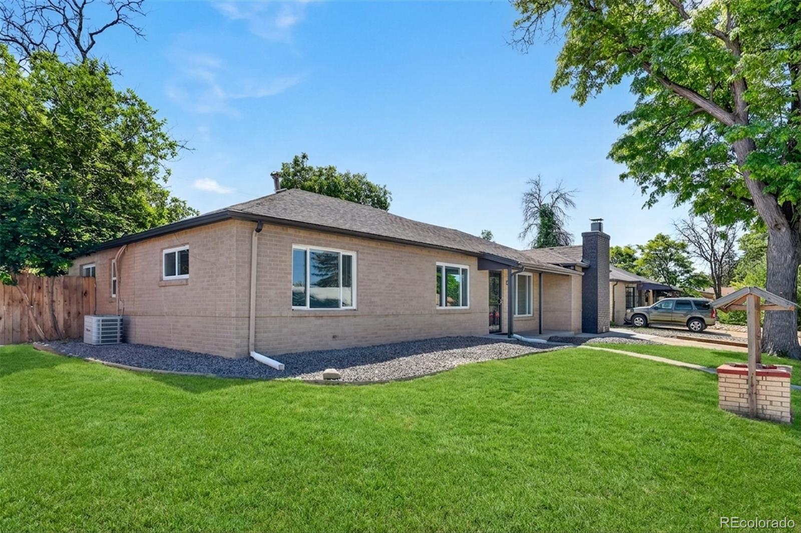 MLS Image #6 for 900  quentin street,aurora, Colorado