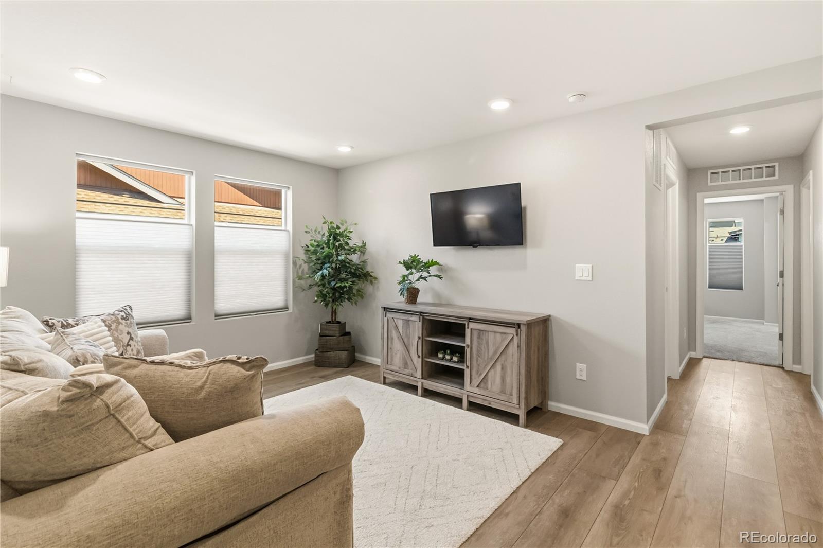 MLS Image #10 for 5676  dayton street,denver, Colorado