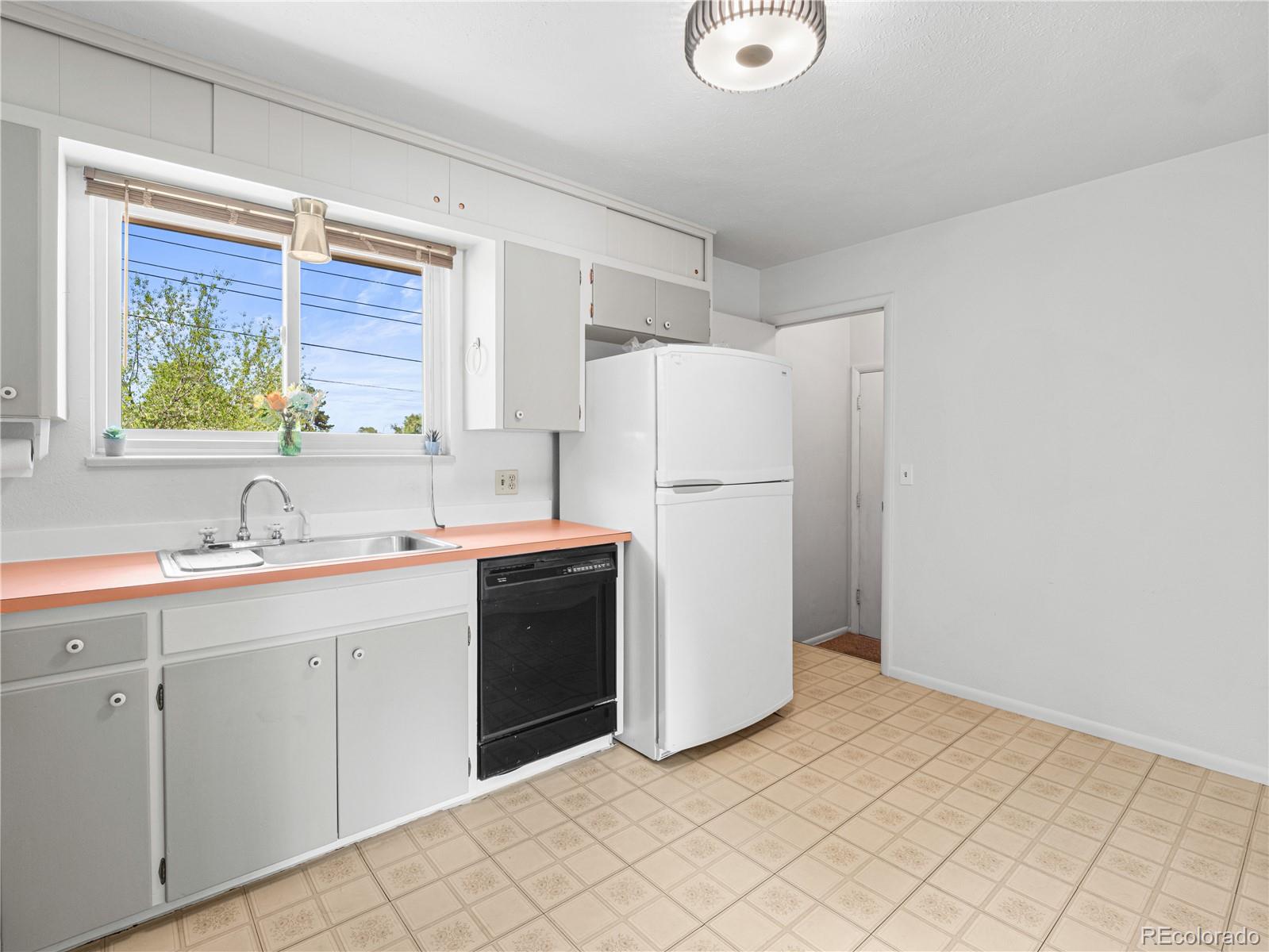 MLS Image #7 for 9265 w kentucky avenue,lakewood, Colorado