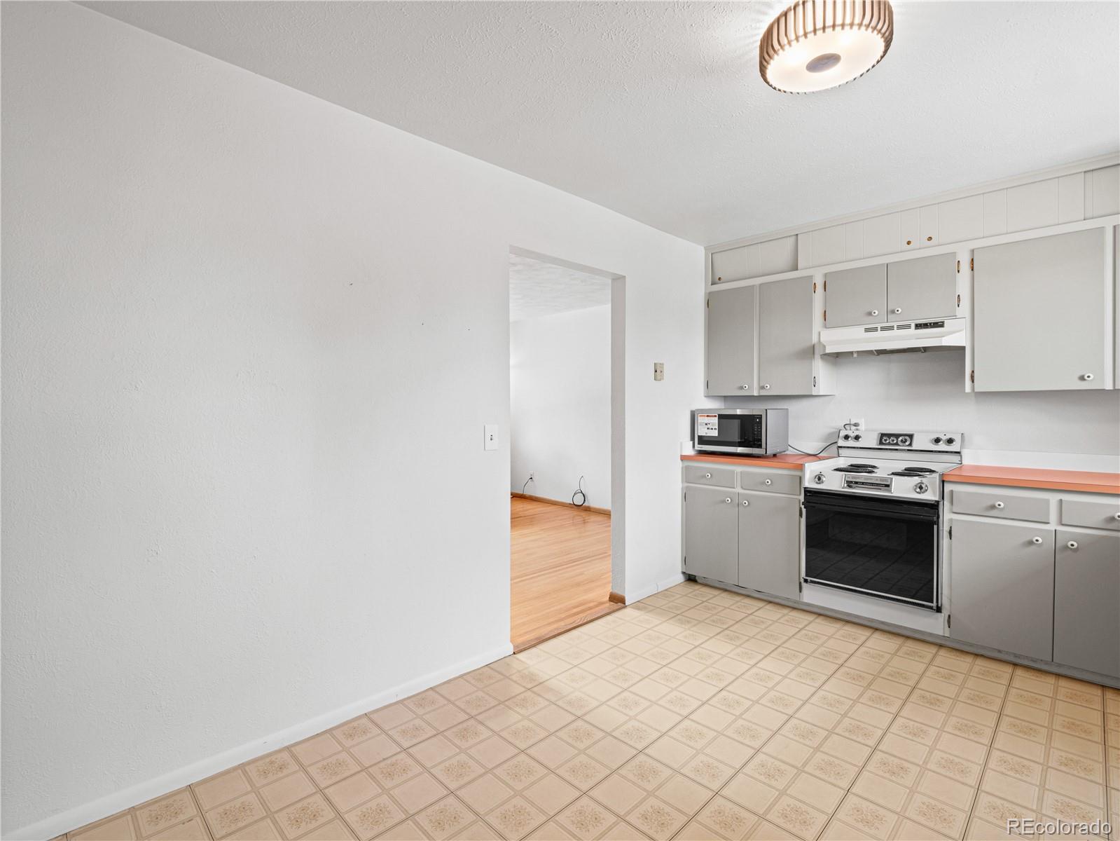 MLS Image #9 for 9265 w kentucky avenue,lakewood, Colorado