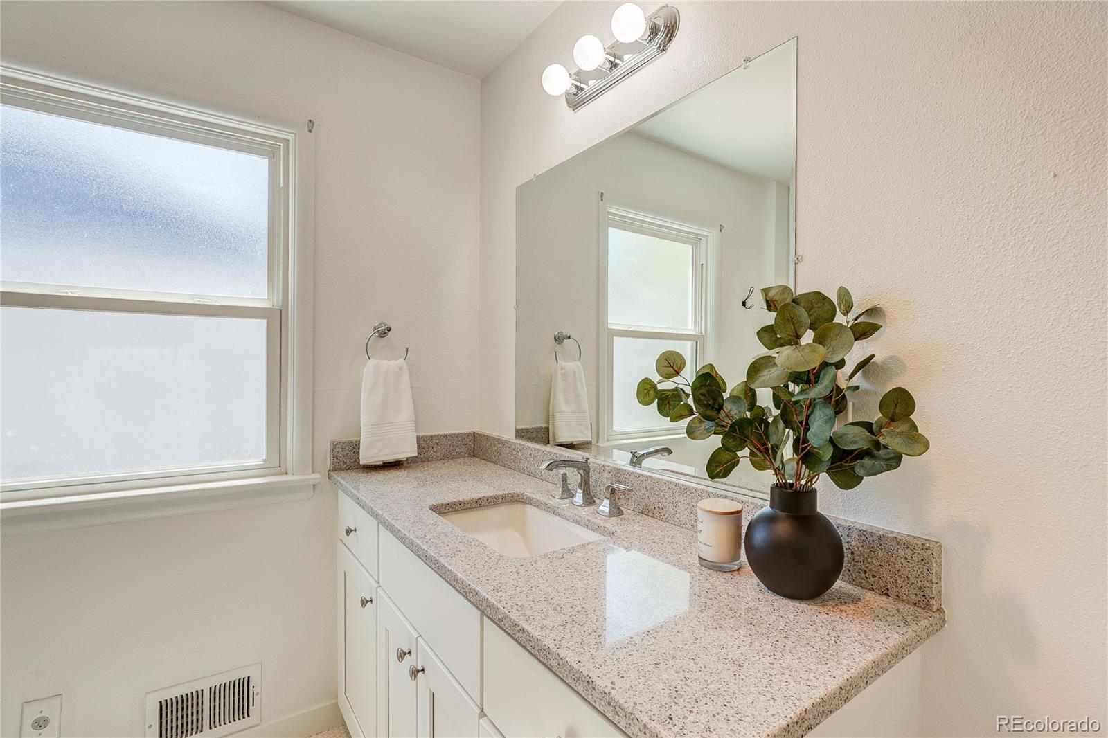MLS Image #34 for 2861 s holly place,denver, Colorado