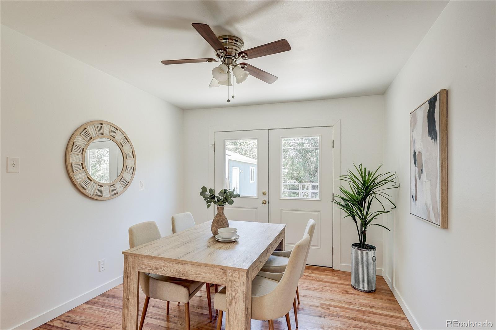 MLS Image #9 for 2861 s holly place,denver, Colorado