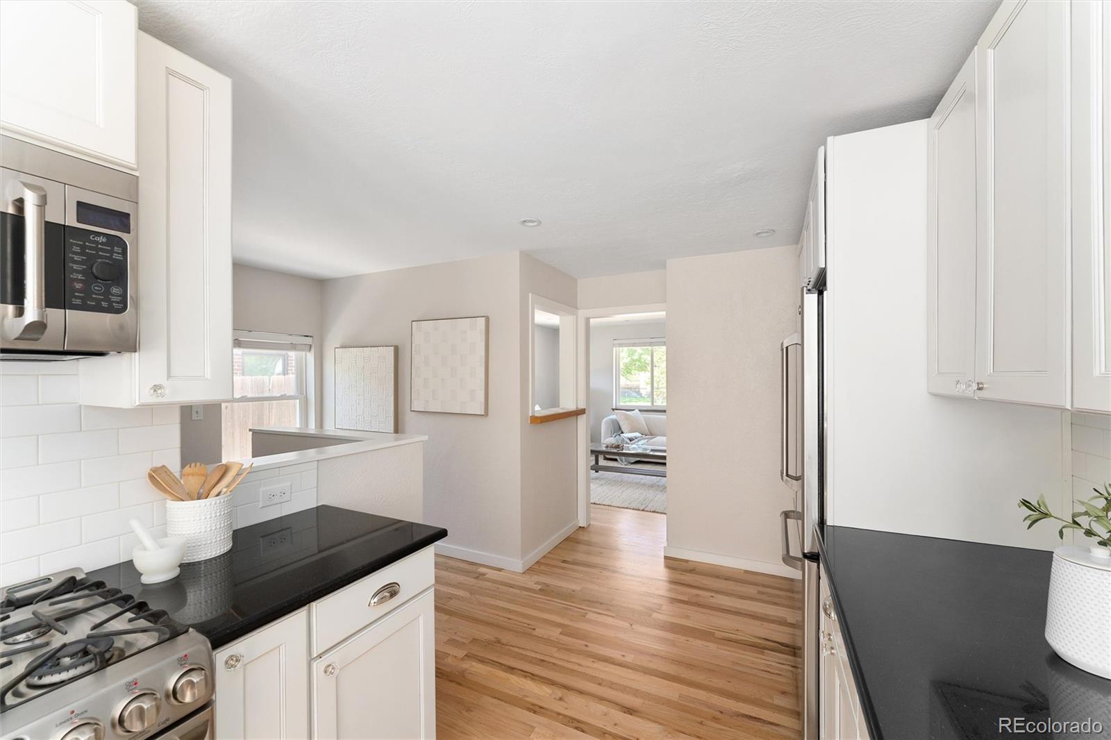 MLS Image #12 for 912  pontiac street,denver, Colorado