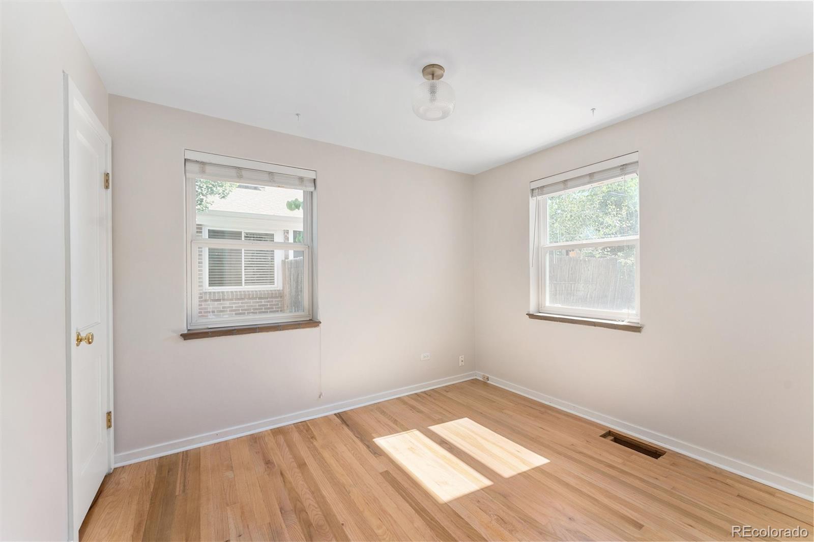 MLS Image #17 for 912  pontiac street,denver, Colorado