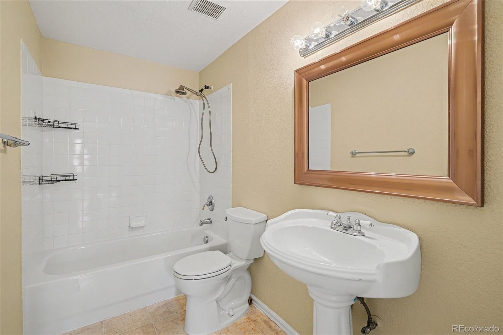 MLS Image #21 for 5333 s ukraine way,aurora, Colorado