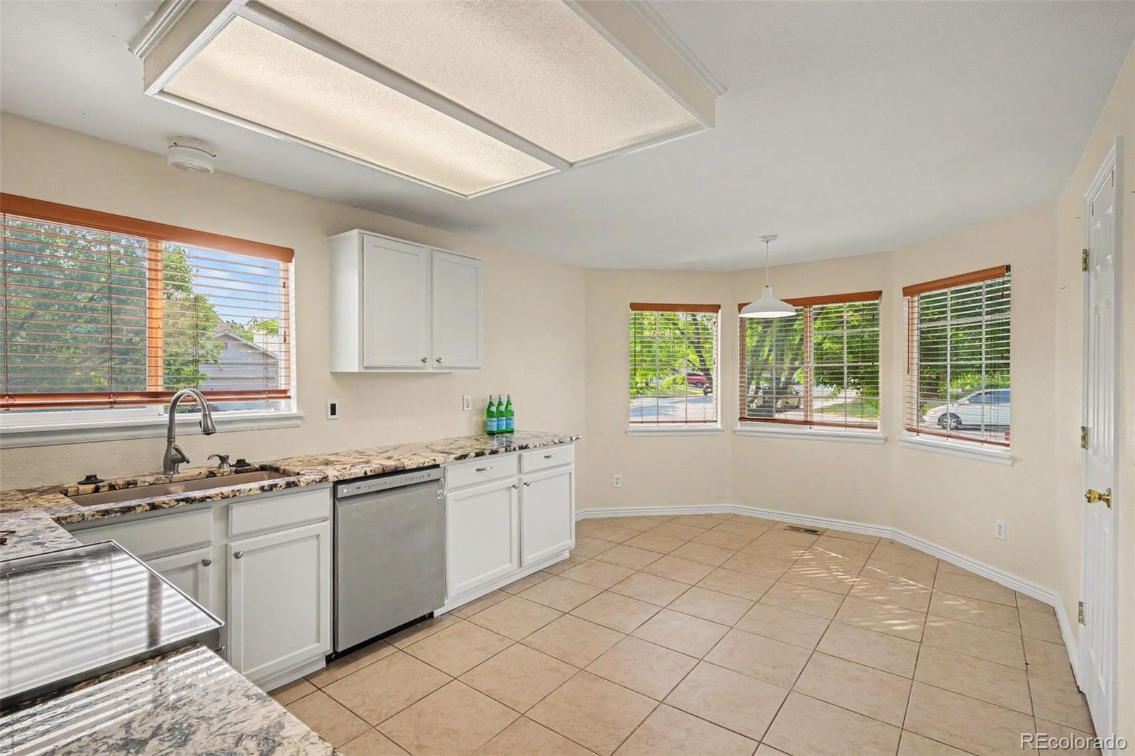 MLS Image #8 for 5333 s ukraine way,aurora, Colorado