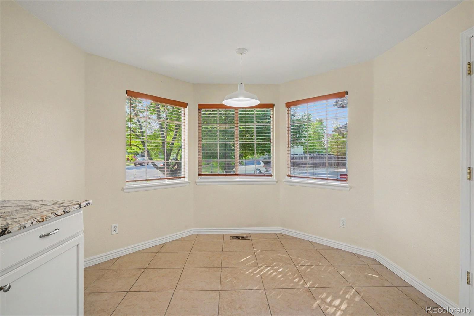 MLS Image #9 for 5333 s ukraine way,aurora, Colorado